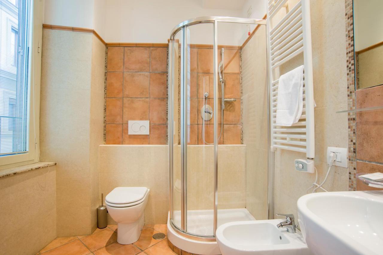 Apartmán Relais Cavour 133 Řím Exteriér fotografie
